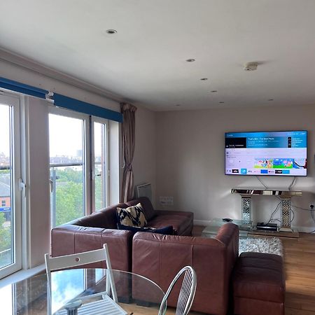 Great City Centre Getaway Apartment 2 Bed Near The Beach And Shopping Area Swansea Luaran gambar