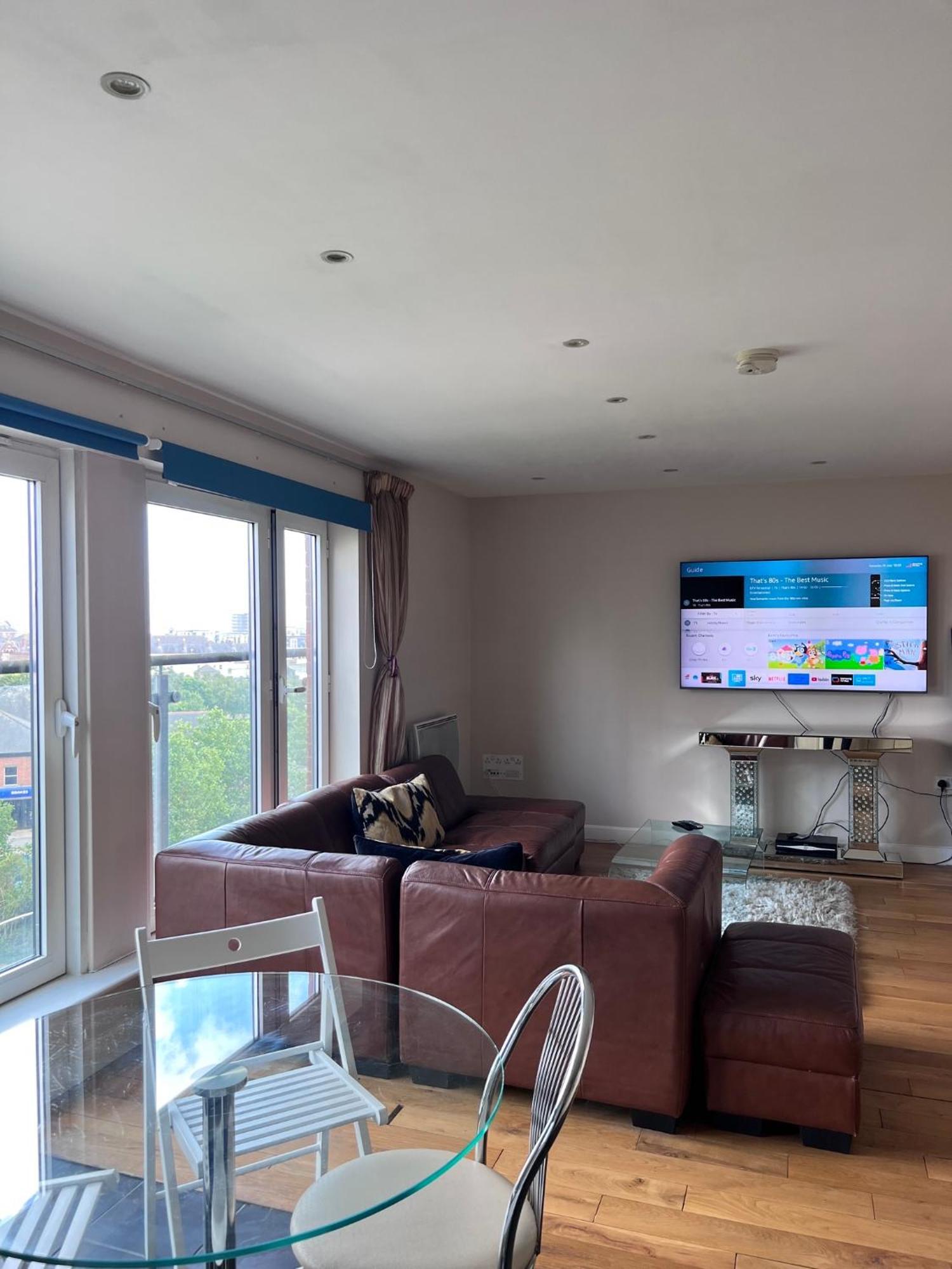 Great City Centre Getaway Apartment 2 Bed Near The Beach And Shopping Area Swansea Luaran gambar
